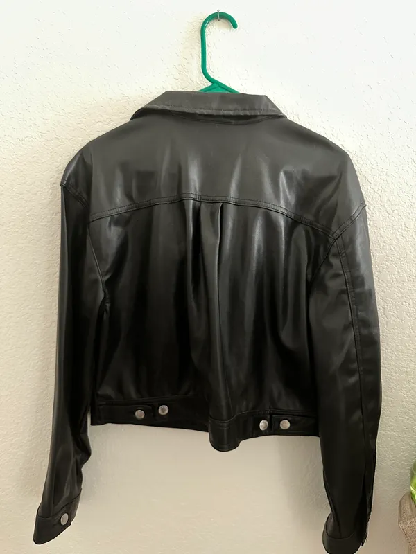 Universal Threads Leather Jacket - Image 2