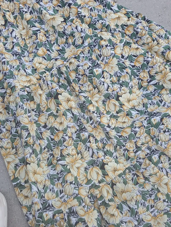 Sleeveless Yellow Floral Halter Maxi Dress Size Small Stunning Piece Never Worn - Image 3