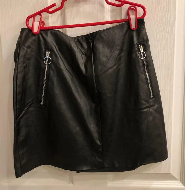 Black Leather Skirt - Image 2