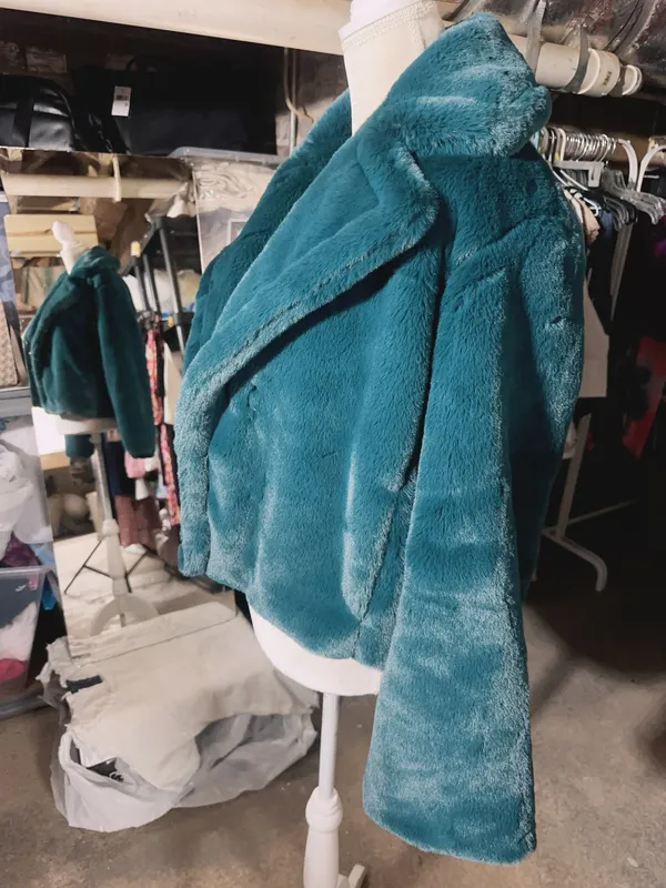 The Comfy rain + rose TEAL GREEN faux fur long sleeve jacket with pockets soft warm comfy New with tag Smoke and pets free Same day shipping Faux fur: No ANIMALS WERE HARMED IN THE MAKING OF THIS FASHION THIS GARMENT HAS BEEN HANDCRAFTED BY Rain + Rose STAFF FOR YOUR COMFORT - Image 2