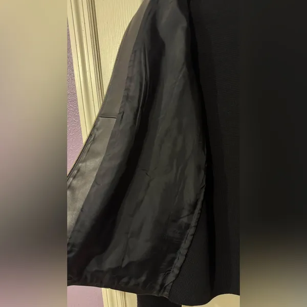 Pendleton Black Leather Jacket with Knit Sleeves - Image 4