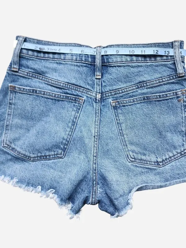 Madewell light wash denim shorts with frayed hem - size 28 - Image 2