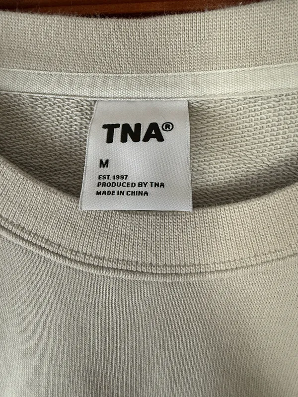 Aritzia TNA Cropped Sweatshirt - Image 2