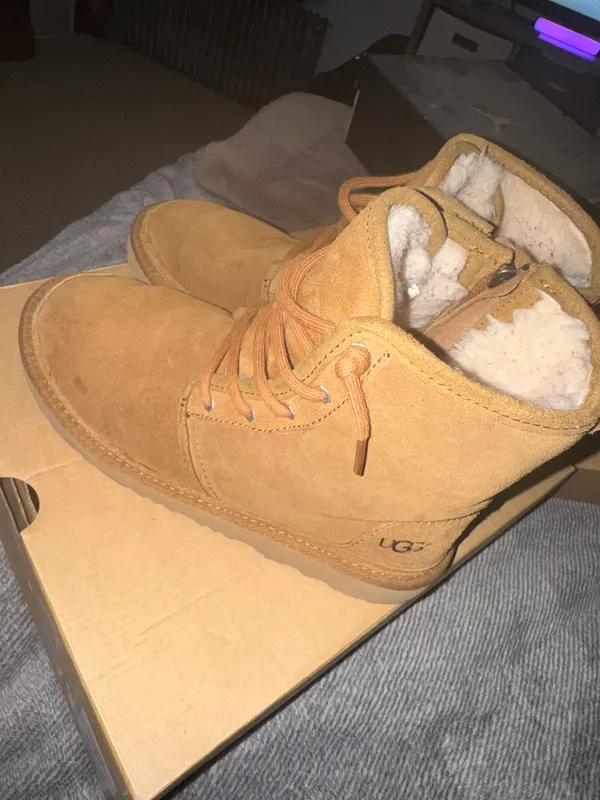 UGG Boots - Image 2