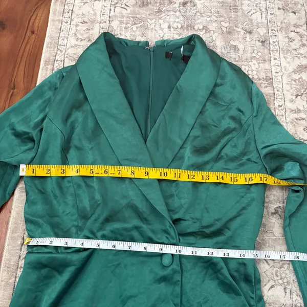 Lulus Elevated Persona Emerald Green Satin Collared Skort Romper Size Medium - Image 6