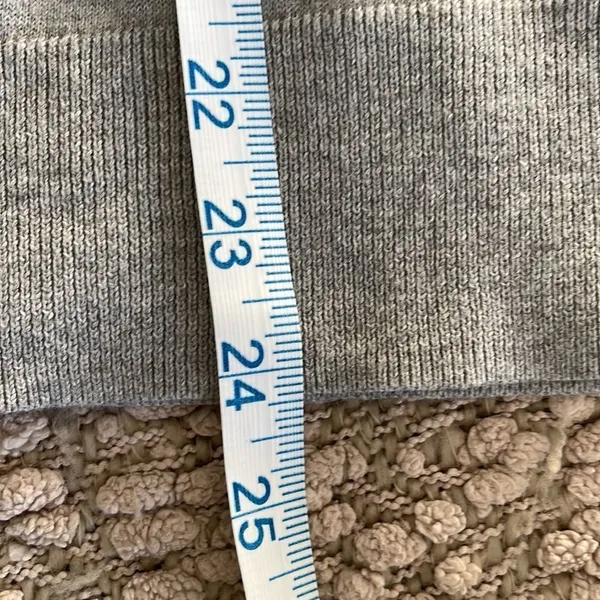 NWT Halogen crew neck‎ sweater. Gray. Size Small - Image 6