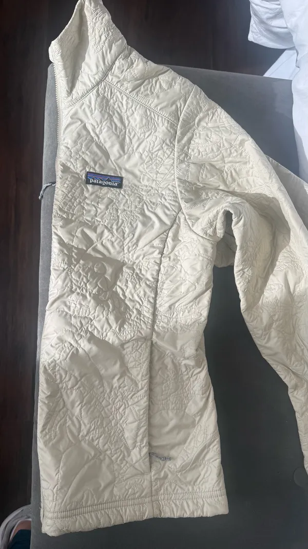 Patagonia Jacket Women’s Small - Image 3