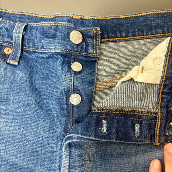 LEVI’S 501 Button-Fly Cut Off Denim Blue Shorts - Image 3