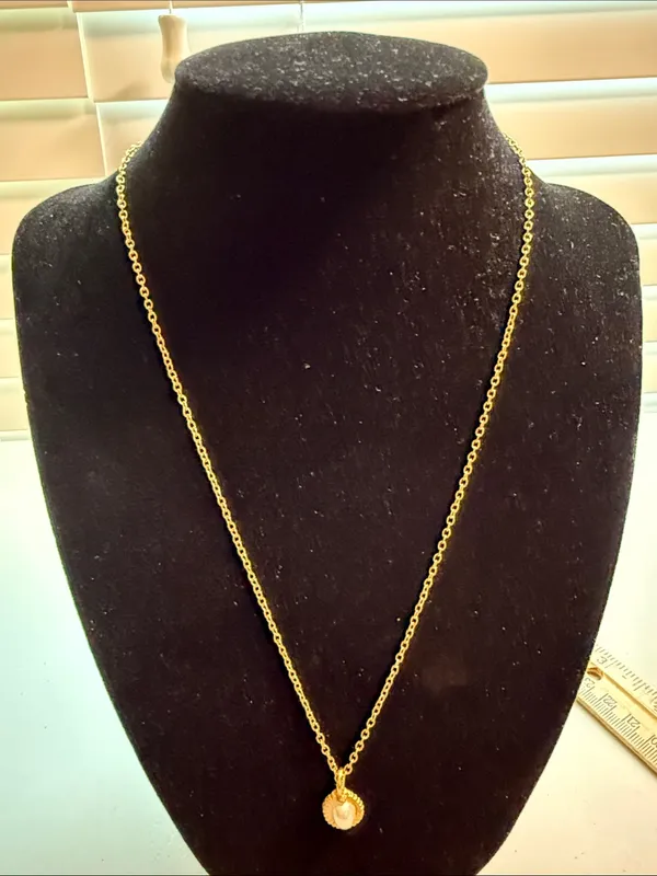 Gold Rope Chain Necklace with Pearl Pendant - Image 2