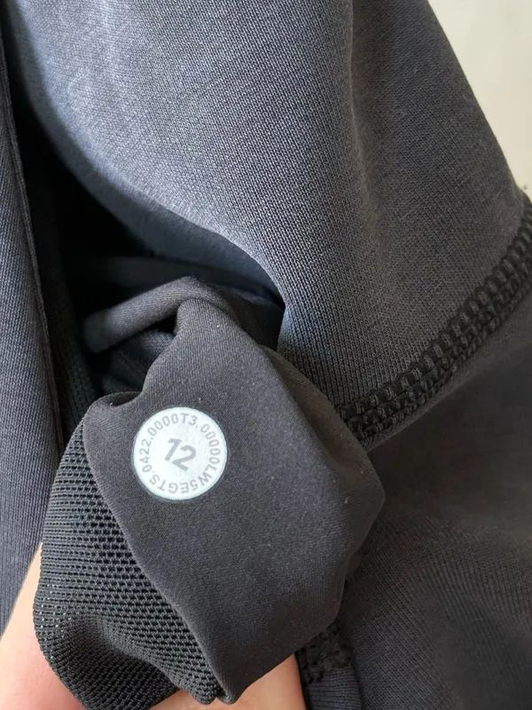 Lululemon black Softstreme high rise straight leg athletic pants - Image 10