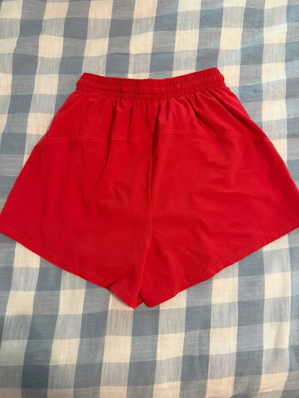 Lululemon Red Shorts Size 2 - Image 4