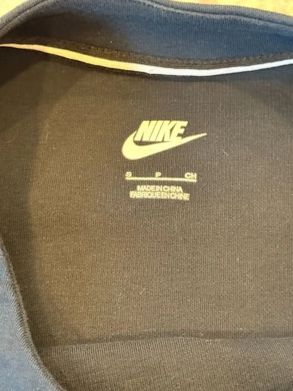 Nike women's small black/metallic silver thick sweatshirt MSRP $70 - Image 2