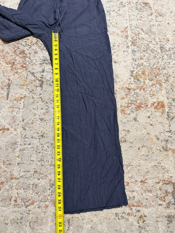 ZARA Wrinkle wide leg pants size Medium Navy - Image 4