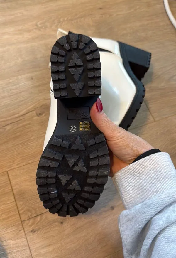 Women’s  Boots - Image 3
