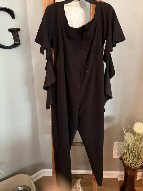 Asos size 18 black off the shoulder jumpsuit - Image 3