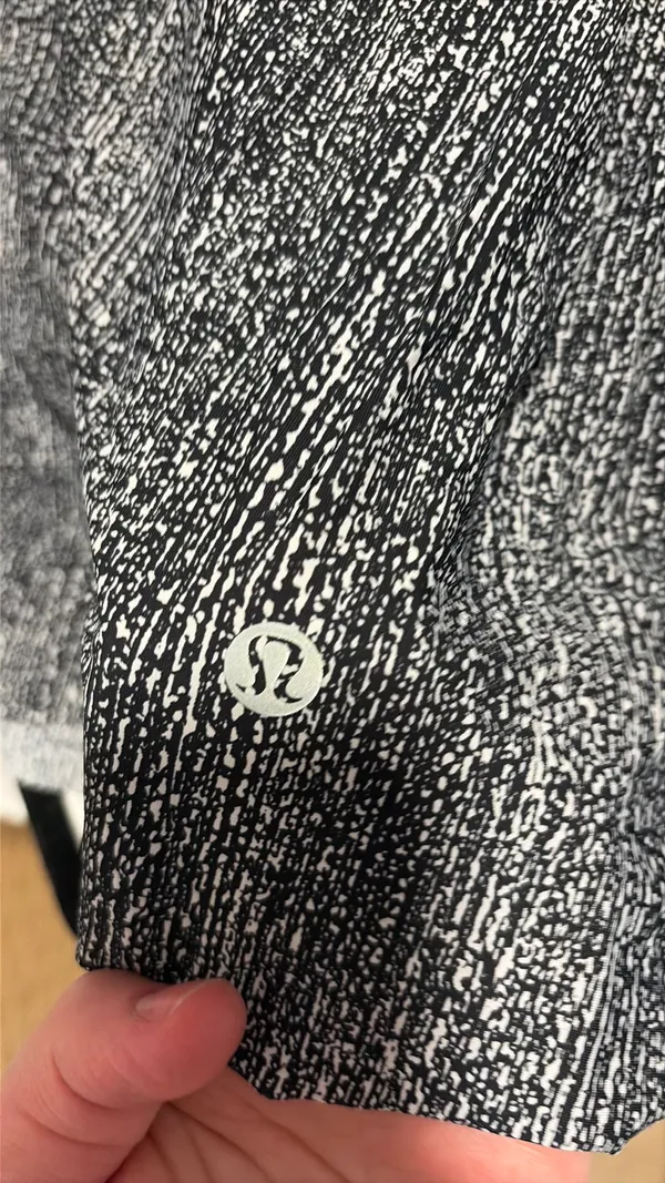 Lululemon Skirt - Image 4