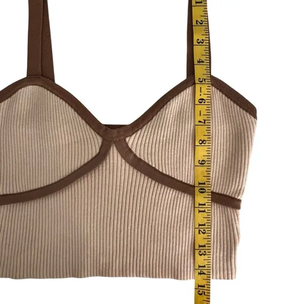 Lush Ribbed Cropped Top Size M Tan Neutral Minimalist Clean Girl Boho 70's - Image 5