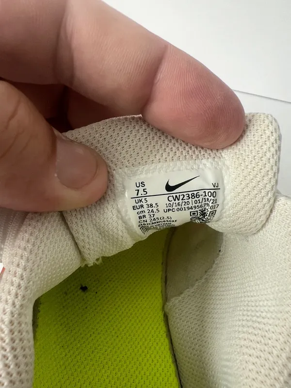 Nike React Sneakers 7.5 Cream Speckled Sole + - Image 7