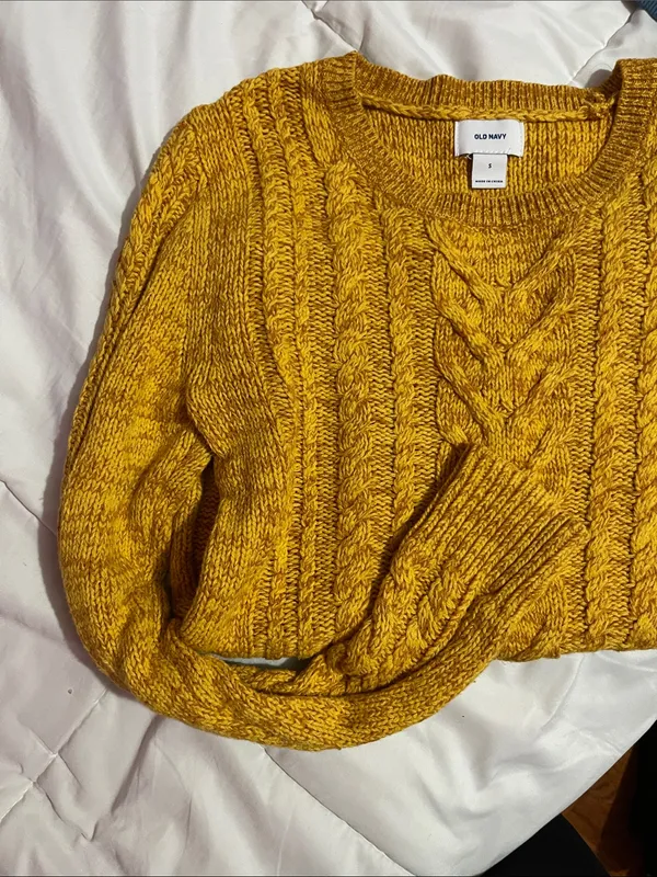 Old Navy Bright Yellow Marled Cable Crewneck Sweater - Image 4