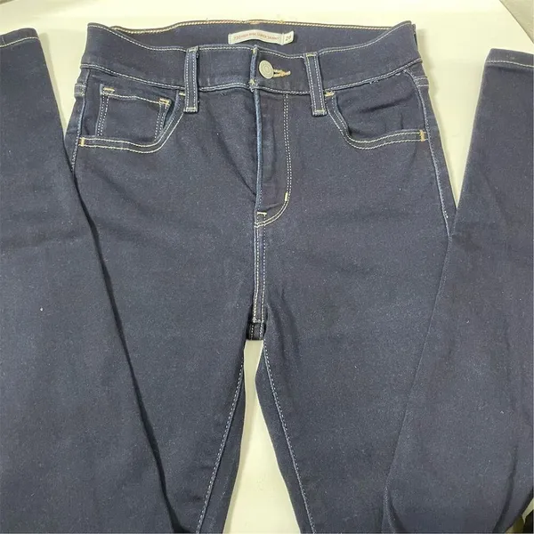 Levi's Women's 720 High Rise Super Skinny Jeans Size 26 Dark Blue - Image 3