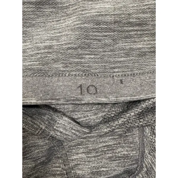 Lululemon Swiftly Tech Short Sleeve 2.0 Slate / White Size 10 - Image 4