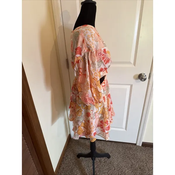 Hello Molly Lovely Limelight Cut Out Floral Dress Size 6 NWT - Image 2