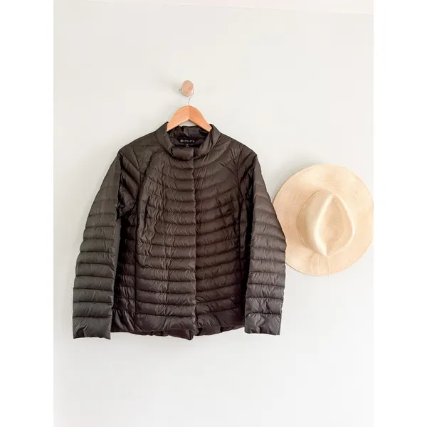 Athleta | Downkind Down Puffer Jacket in Arbor Olive Green | Sz XS - Image 2