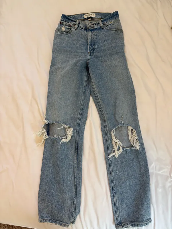 Abercrombie Classic High-Rise Distressed Women’s Jeans - Curve Love 0R / 25 - Image 3
