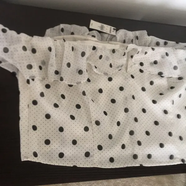Express | Polka Dot Off The Shoulder Crop Top - Image 5