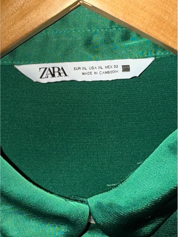 Zara Green Satin Effect Shirt - Image 3