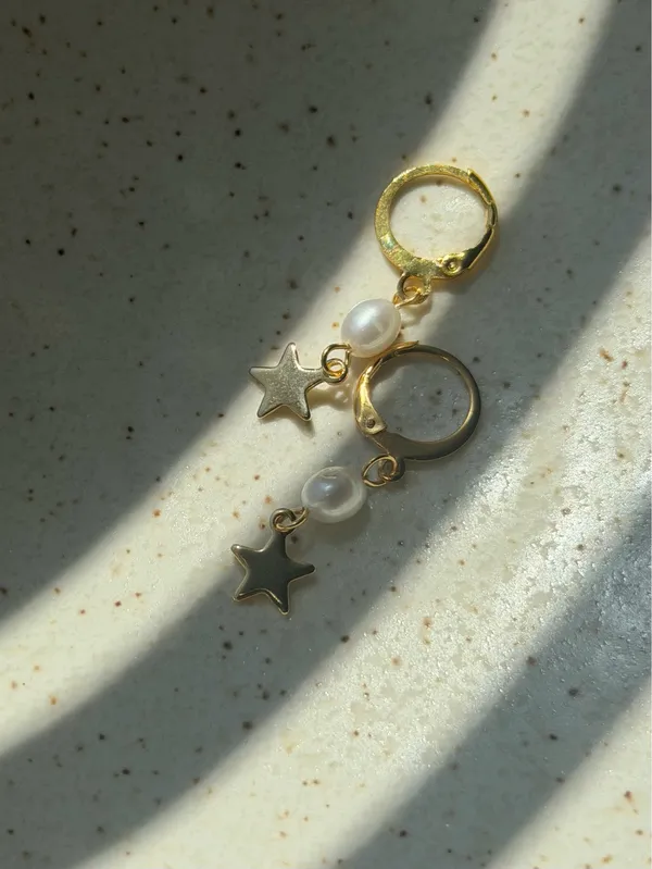 Handmade grunge fairy whimsical y2k style quality pearl star dangle earrings⭐️ - Image 3