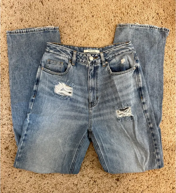 PacSun Ripped Jeans - Image 3