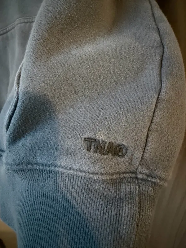 Aritzia Crewneck - Image 3