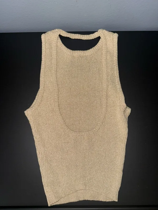 Princess Polly Broder Backless Top Gold - Image 3