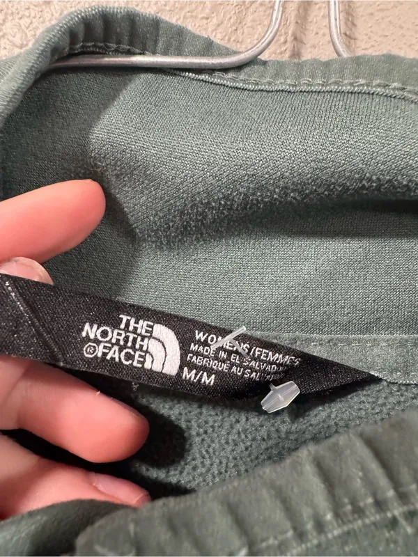 The North Face Women's Moss Green Full-Zip Fleece - Image 2