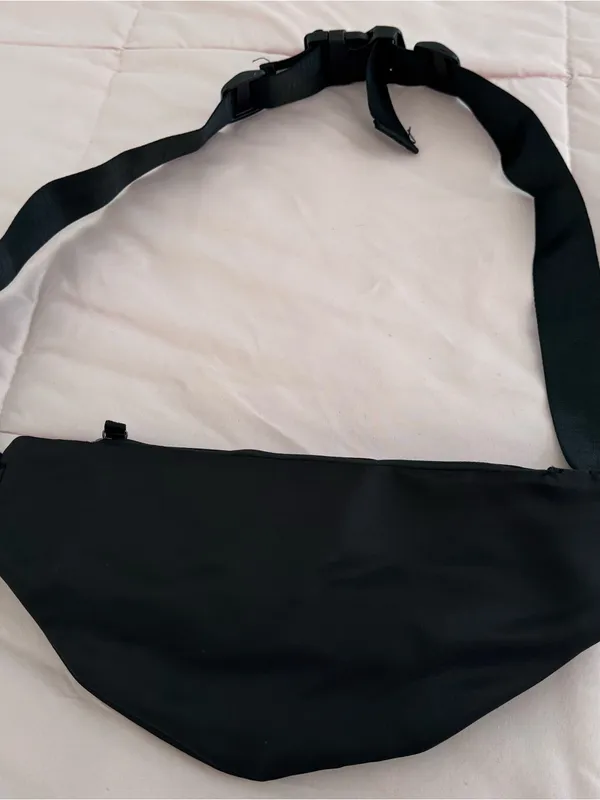 SET Active x Revolve Black Fanny pack belt bag with White Logo Circle, size 13x6 - Image 13