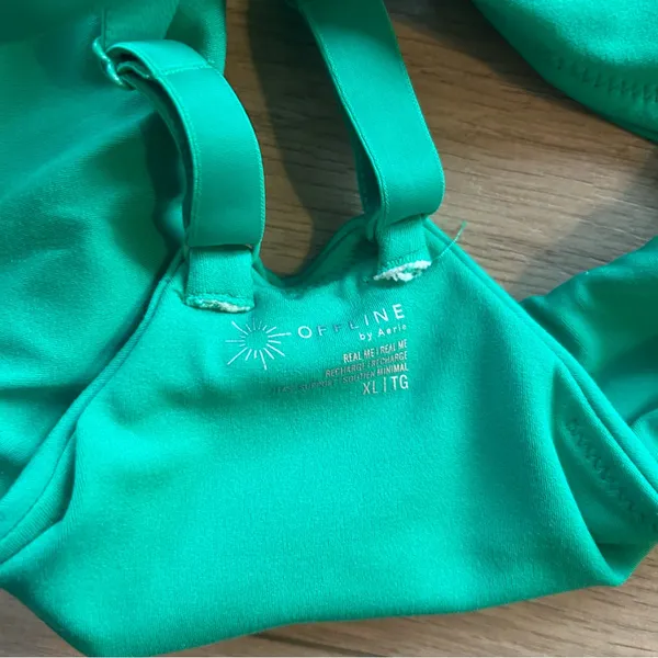 Aerie Offline Real Me Corset Sports Bra in Green Dazzle - Image 4