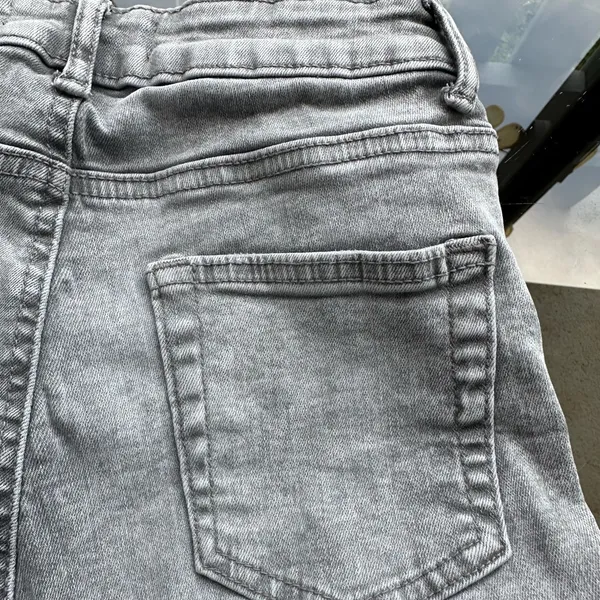 Primark Denim Co. Acid Wash Skinny Jeans in Gray Size 4 - Image 10