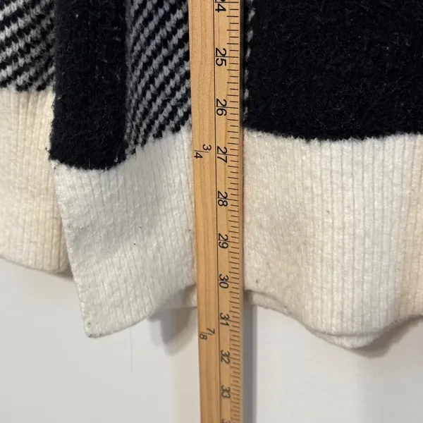 Abercrombie & Fitch Checkered Sweater Size Medium Black White Oversized - Image 9