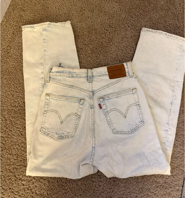 Levi’s Ribcage Straight Jeans - Image 2