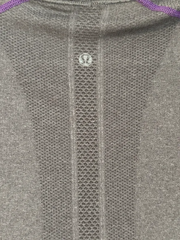 Lululemon short sleeved athletic top - Image 3