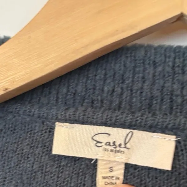 Easel Blue/Gray Sweater Top Size‎ Small - Image 6