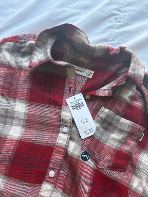 Abercrombie and Fitch - Image 2