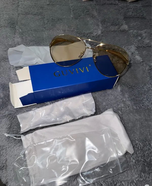 Gold Guvini sunglasses - Image 4