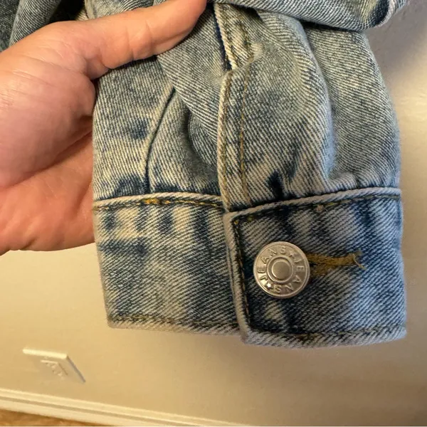 Pearl Studded Denim Jacket Blue Size L - Image 13