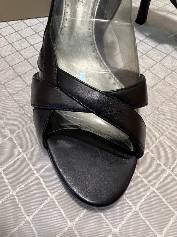 Naturalizer Women’s Penelope Black Leather Open Toe Heels Sandal Sz 7.5 - Image 2