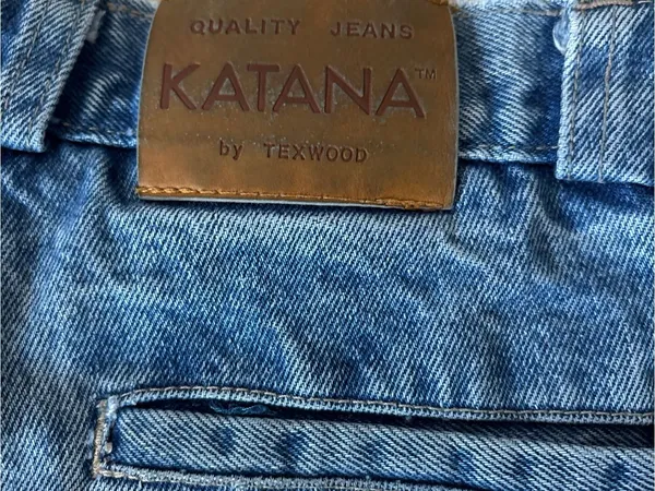 High-Waist Light Blue Denim Cut Off Shorts - Image 5