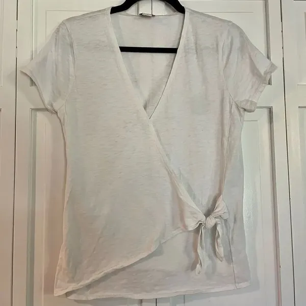 🚨 SALE ‼️ J.crew white wrap tie front short sleeve top - Image 2