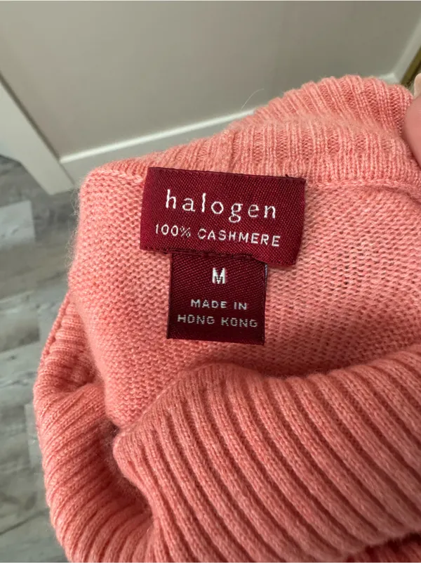 Halogen Pink 100% Cashmere Crewneck Sweater Medium - Image 5