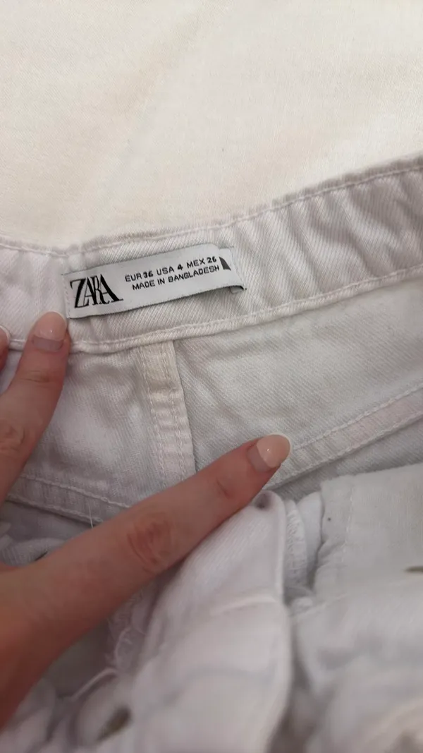 White Denim Shorts ZARA - Image 2